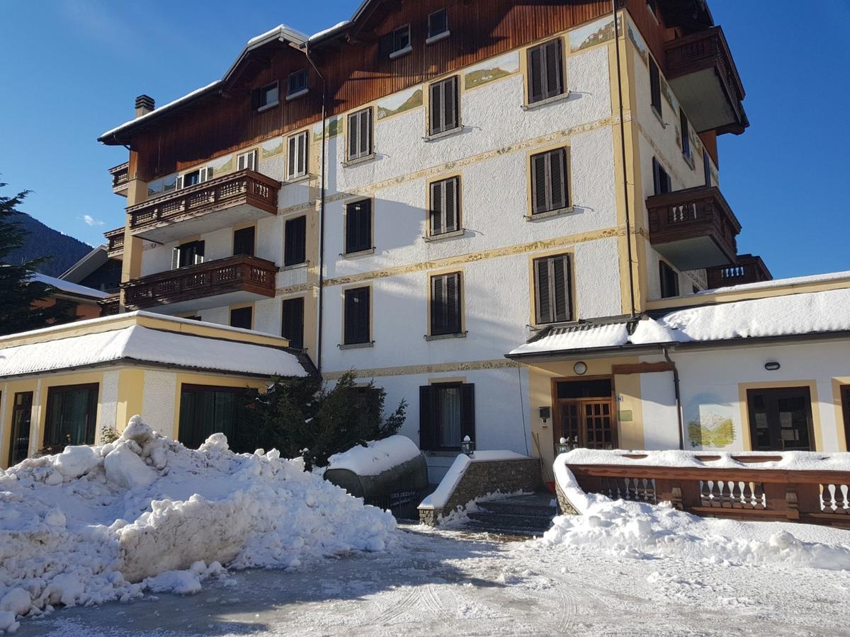 Hotel Posta 阿帕里卡 外观 照片
